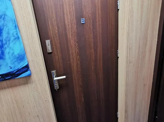 Matteo Aparts - Centrum * 斯克拉斯卡波伦巴