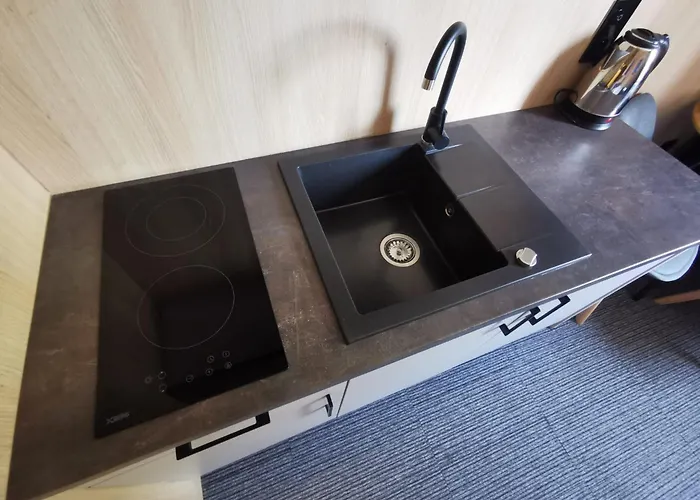 Matteo Aparts - Centrum 斯克拉斯卡波伦巴